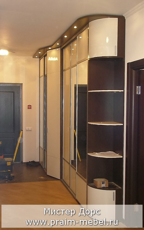 Шкафы купе с разной глубиной шкафов - (проект: 9177) - мебель Mr.Doors ...