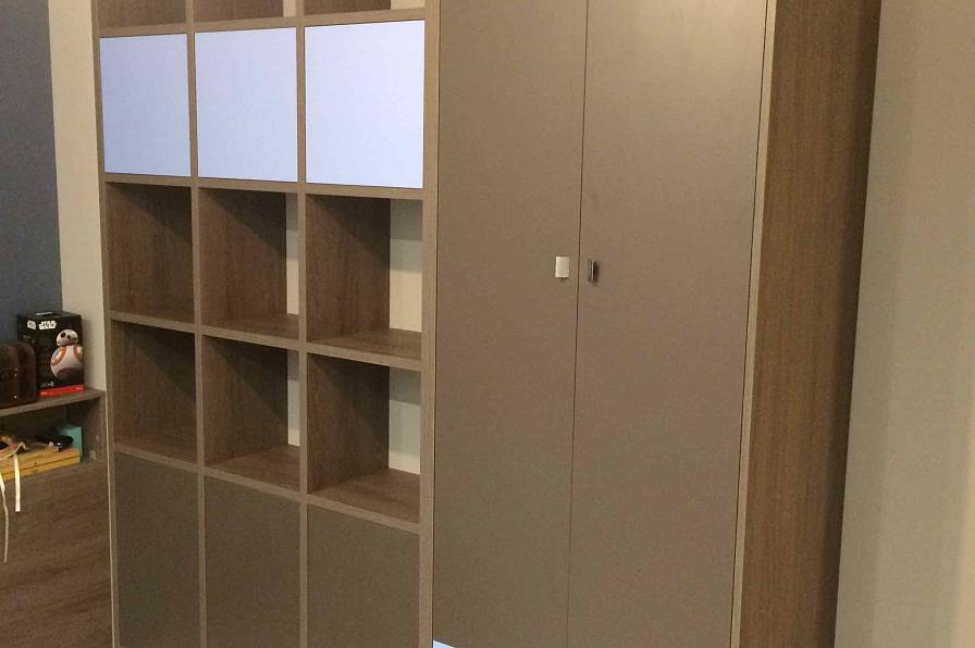 Шкаф и стеллаж в материале ЛДСП Еггер