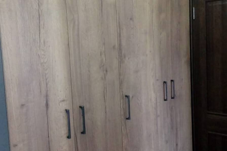 Встроенный шкаф 34