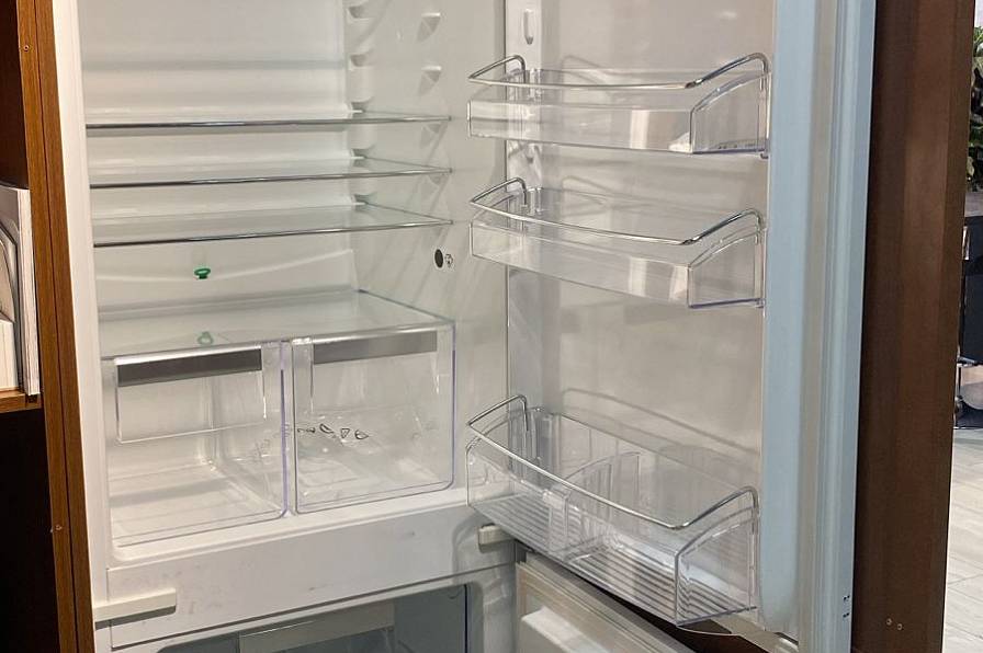 Кухня Классика Мистер Дорс/Орех Антик