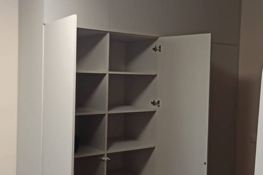 Встроенный шкаф 29